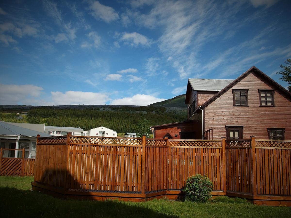 Husavik Hostel Exterior foto